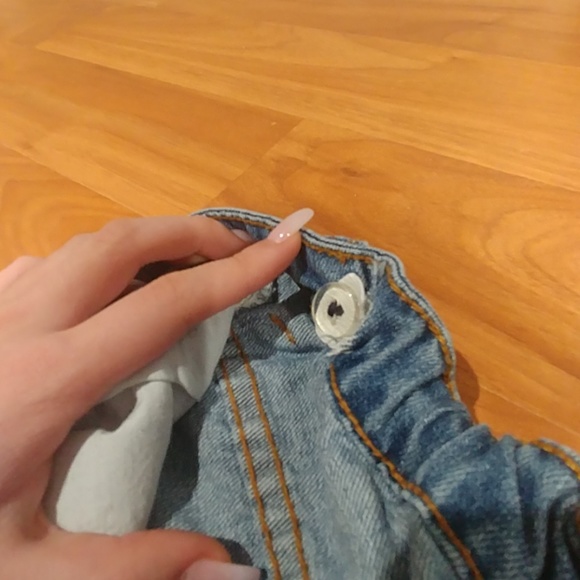 Colorblock Boyfriend Ripped Jeans - Picture 3 of 3